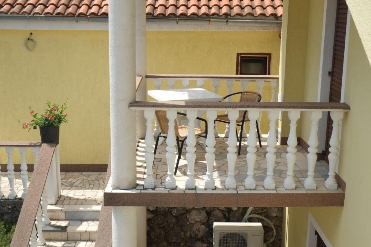 Hilltop Villa Risika Kültér fotó