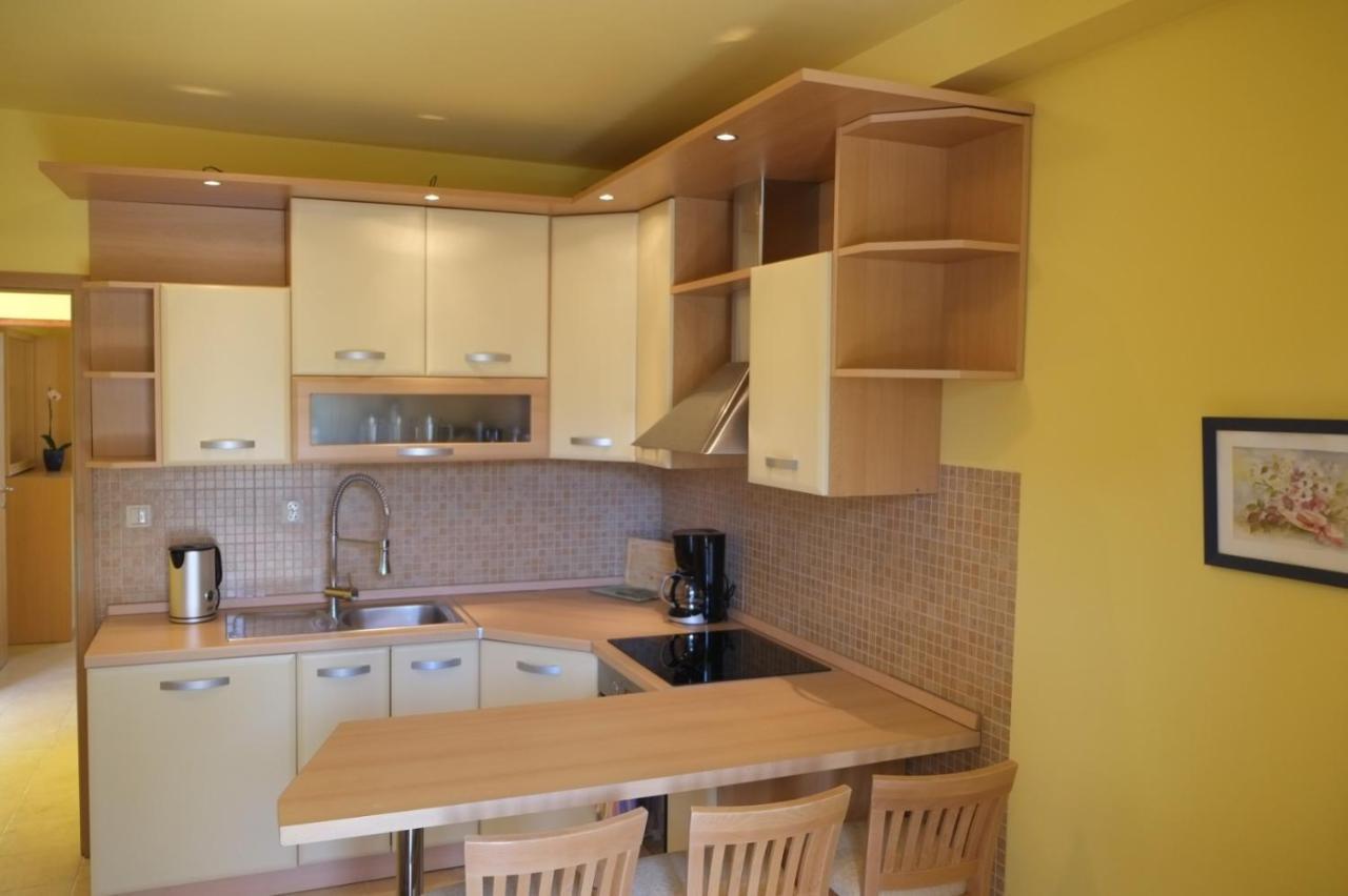 Hilltop Villa Risika Kültér fotó