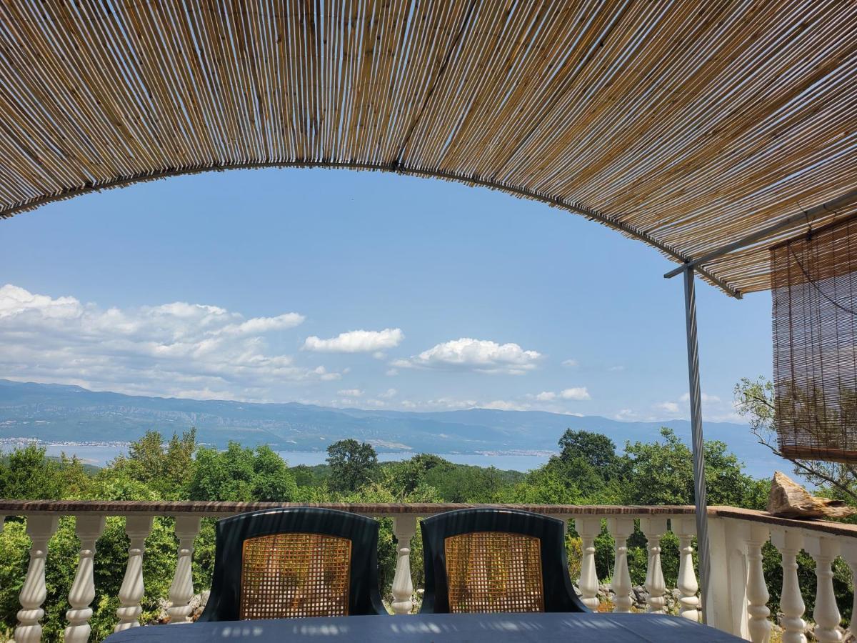 Hilltop Villa Risika Kültér fotó