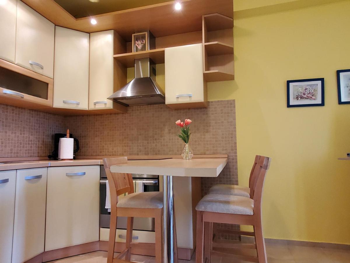 Hilltop Villa Risika Kültér fotó